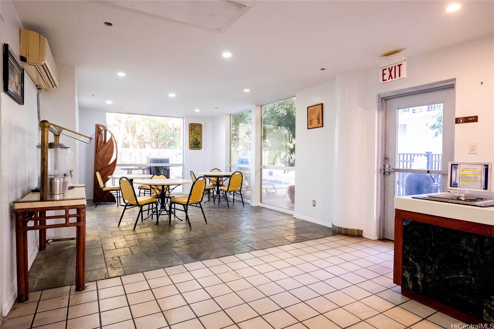 444 Kanekapolei Street C5 C6 C7