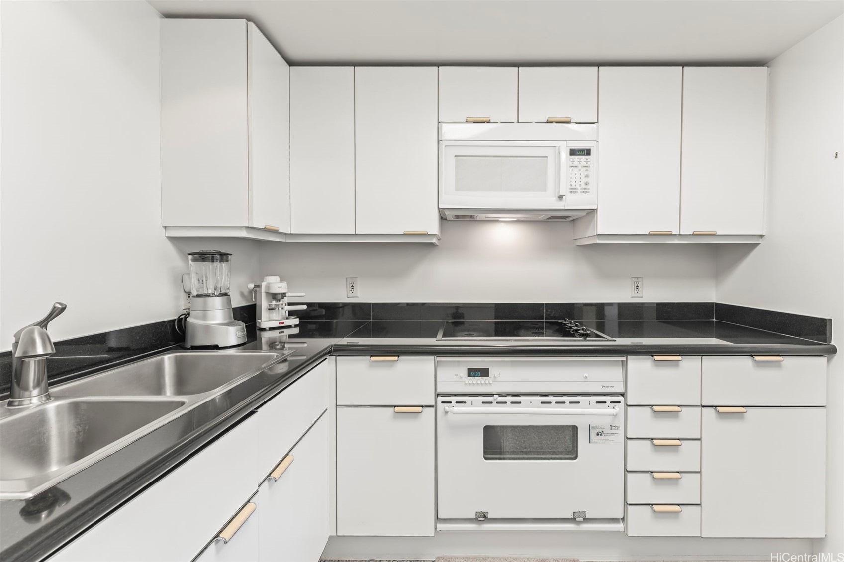 1888 Kalakaua Avenue 1103