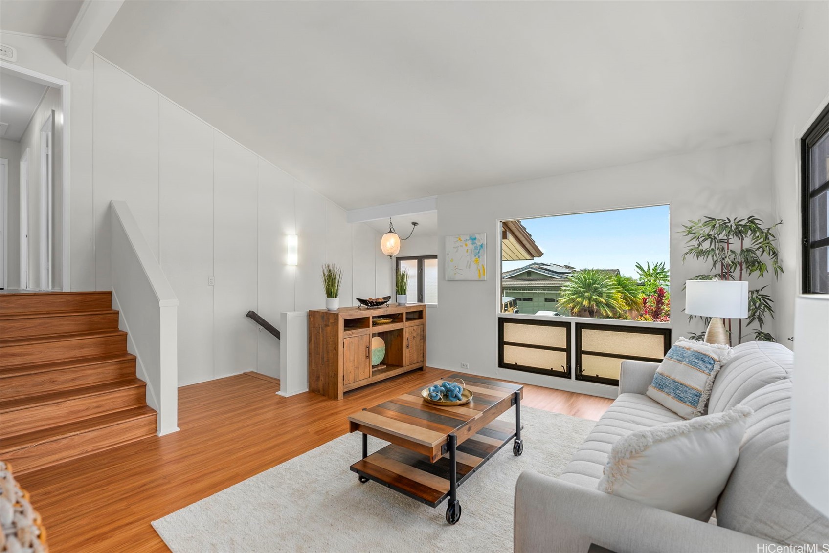 98-1794 Kupukupu Street