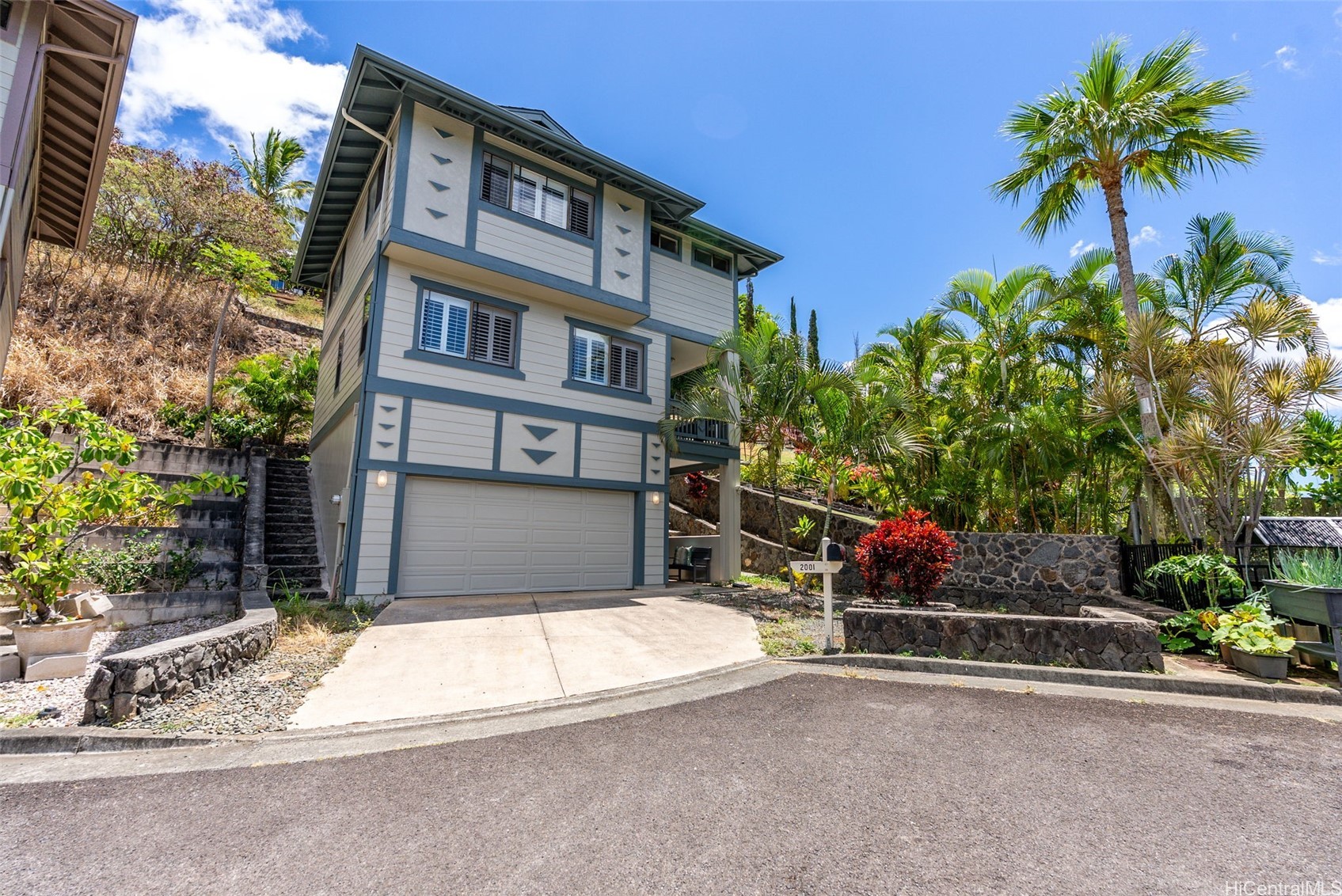 2001 Kamalalehua Place