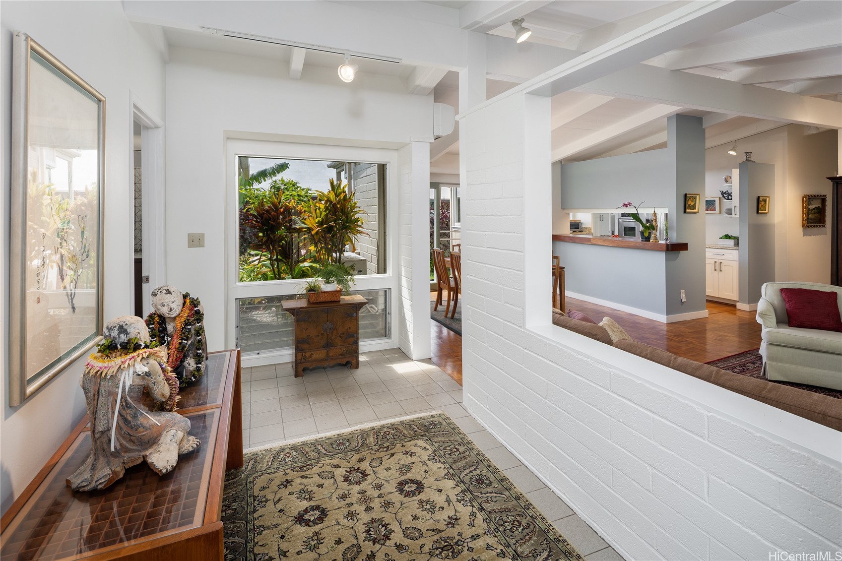 5645 Kawaikui Street