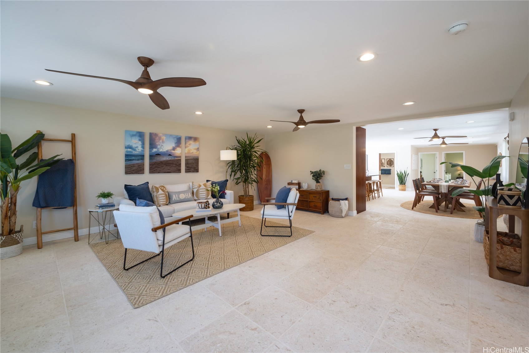 211 Aikahi Loop