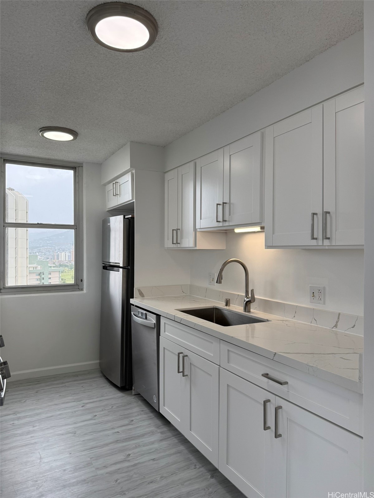 2600 Pualani Way 2005