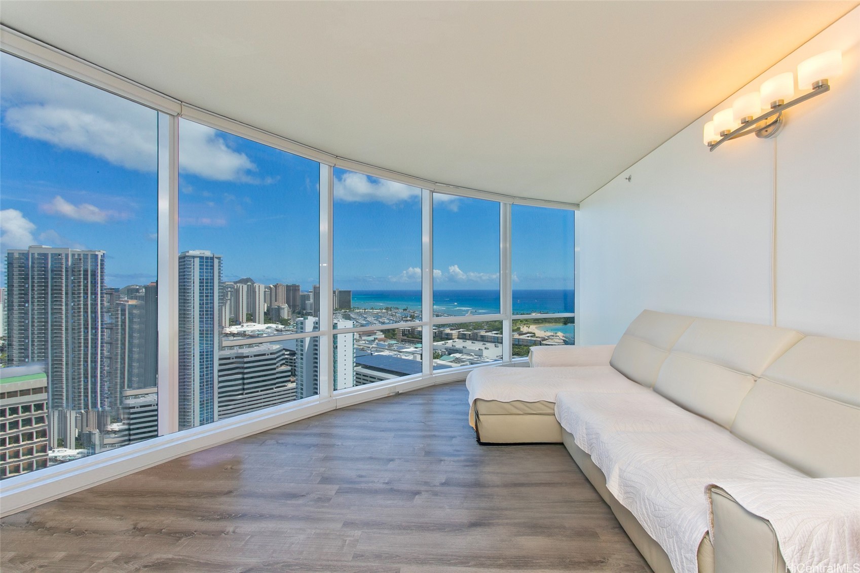 1288 Kapiolani Boulevard I-3903