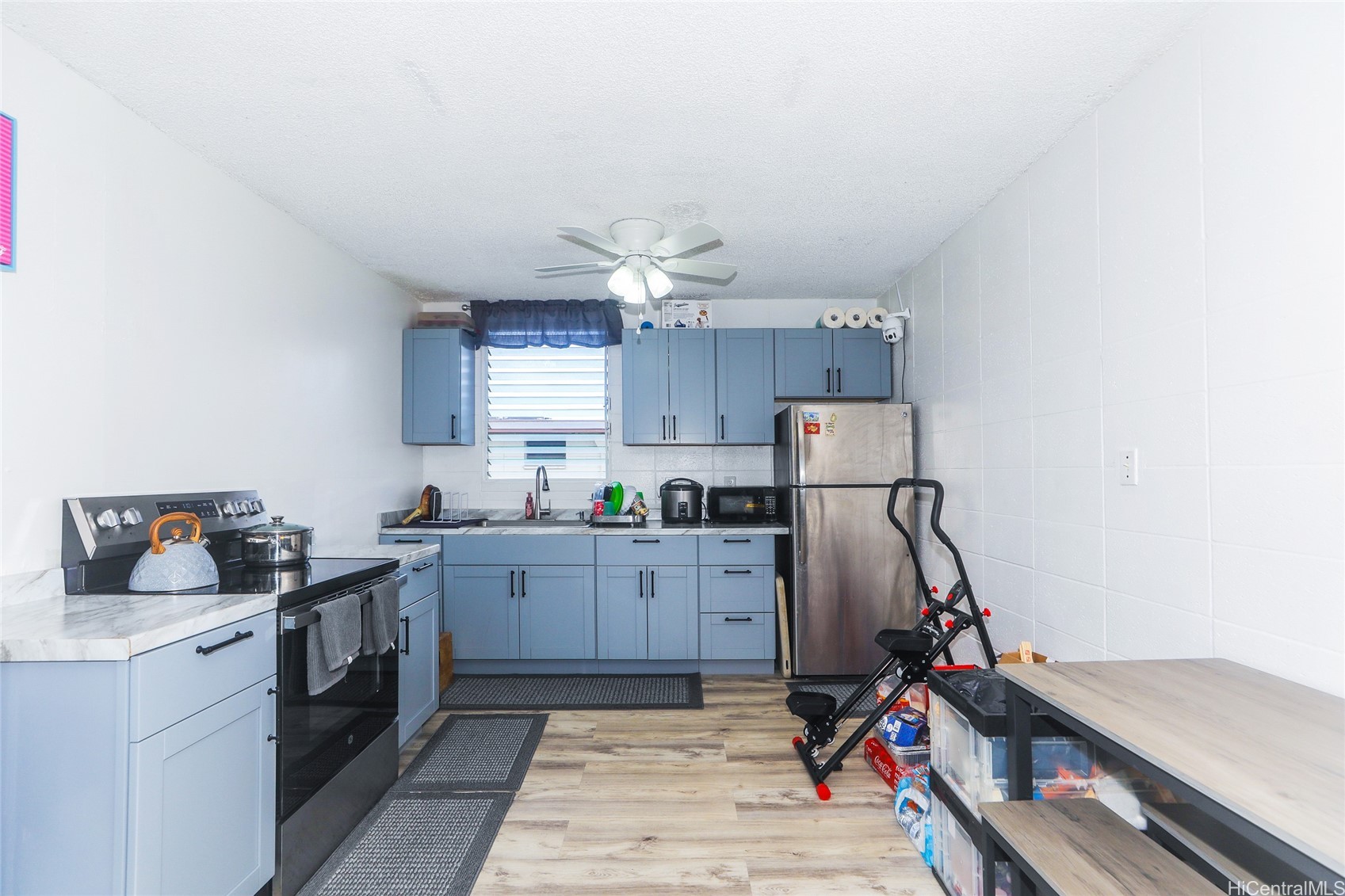 94-049 Waipahu Street 308
