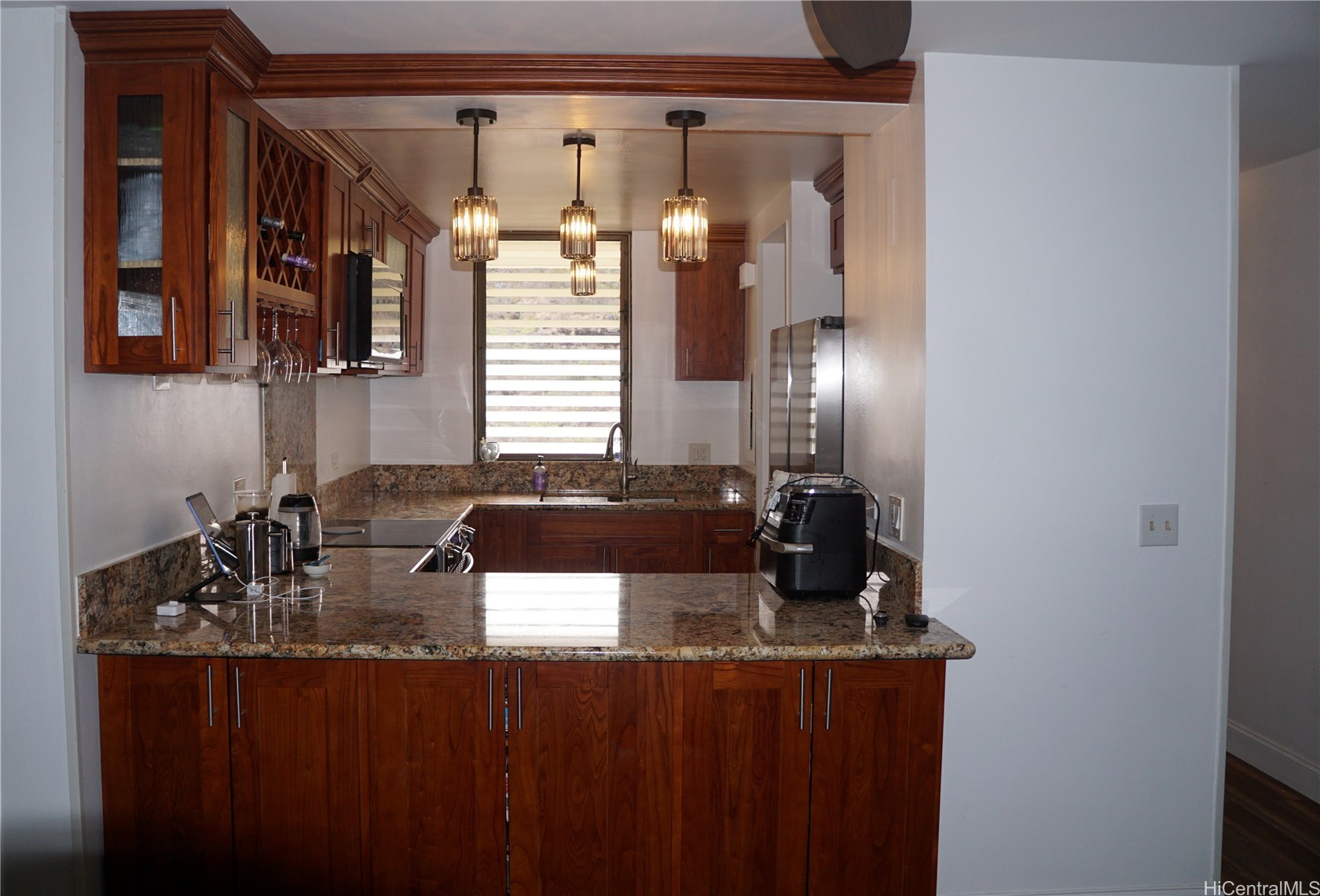 521 Hahaione Street 16-G