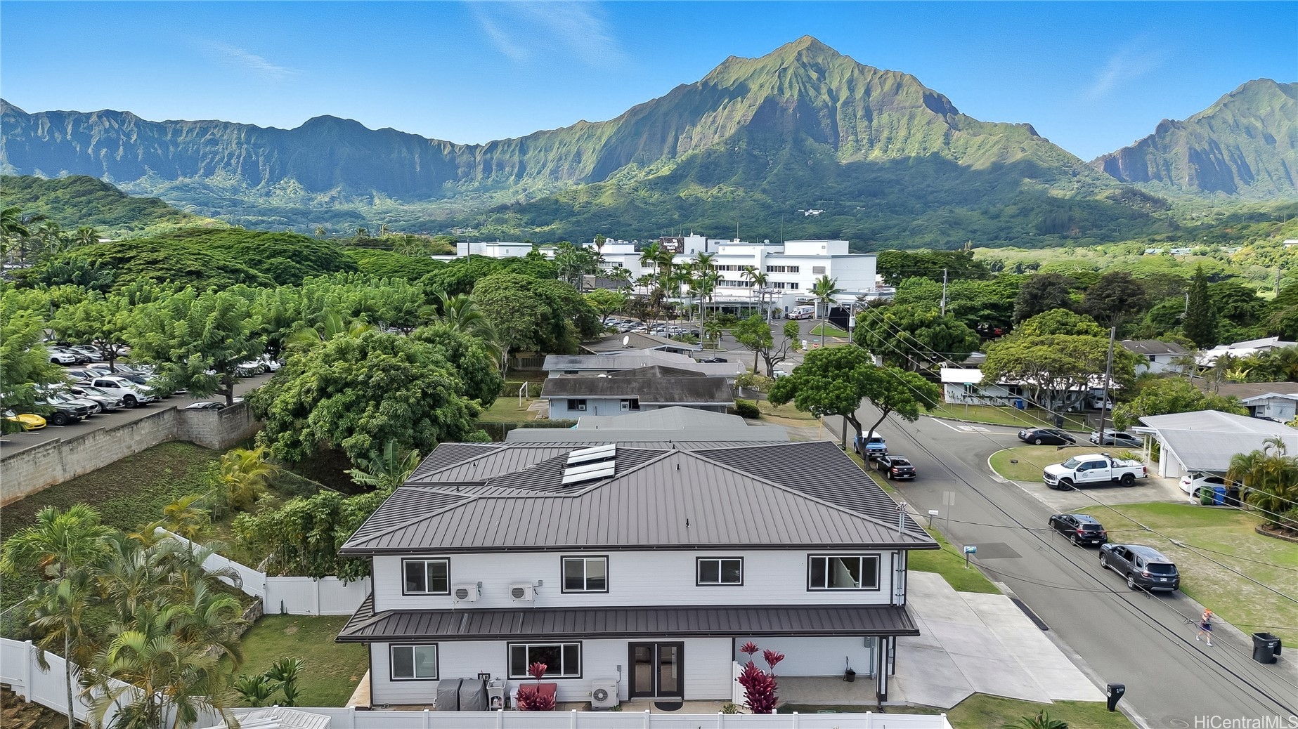 1379A Manu Aloha Street B
