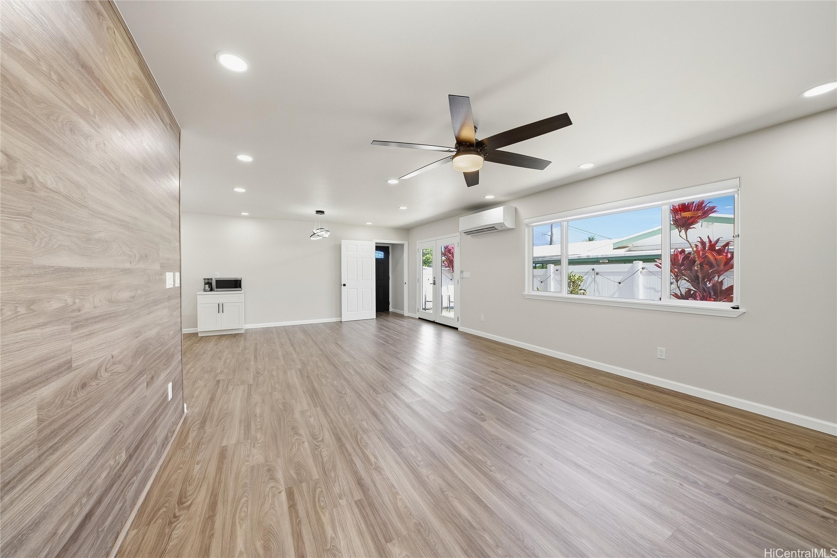 1379A Manu Aloha Street B