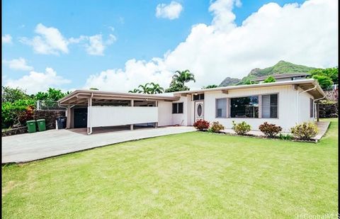 Photo of 338 Keolu Drive, Kailua, HI 96734 (MLS # 202604569)
