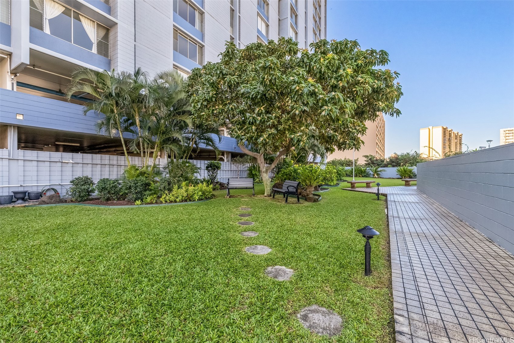 Harbour Ridge Condominium