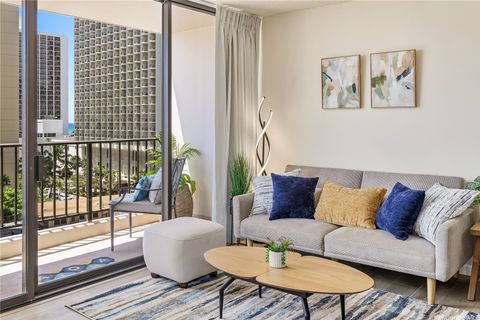 229 Paoakalani Avenue 912 Honolulu HI 96815