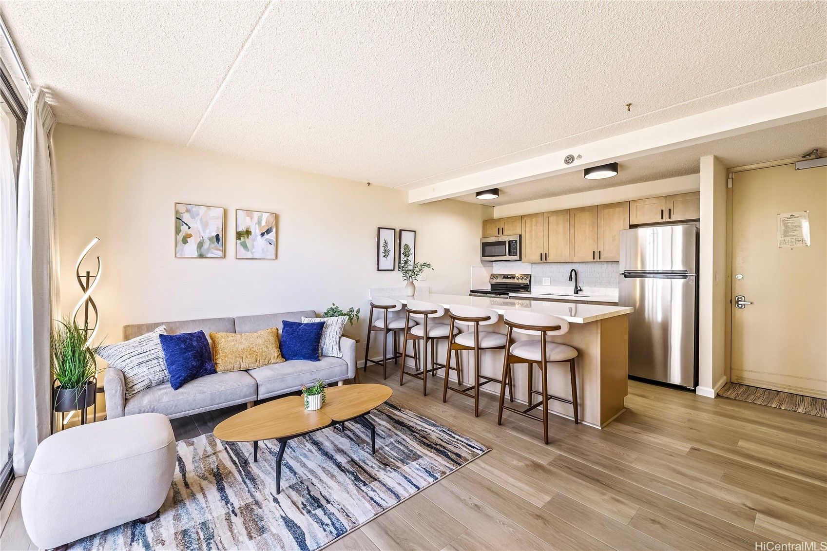 229 Paoakalani Avenue 912