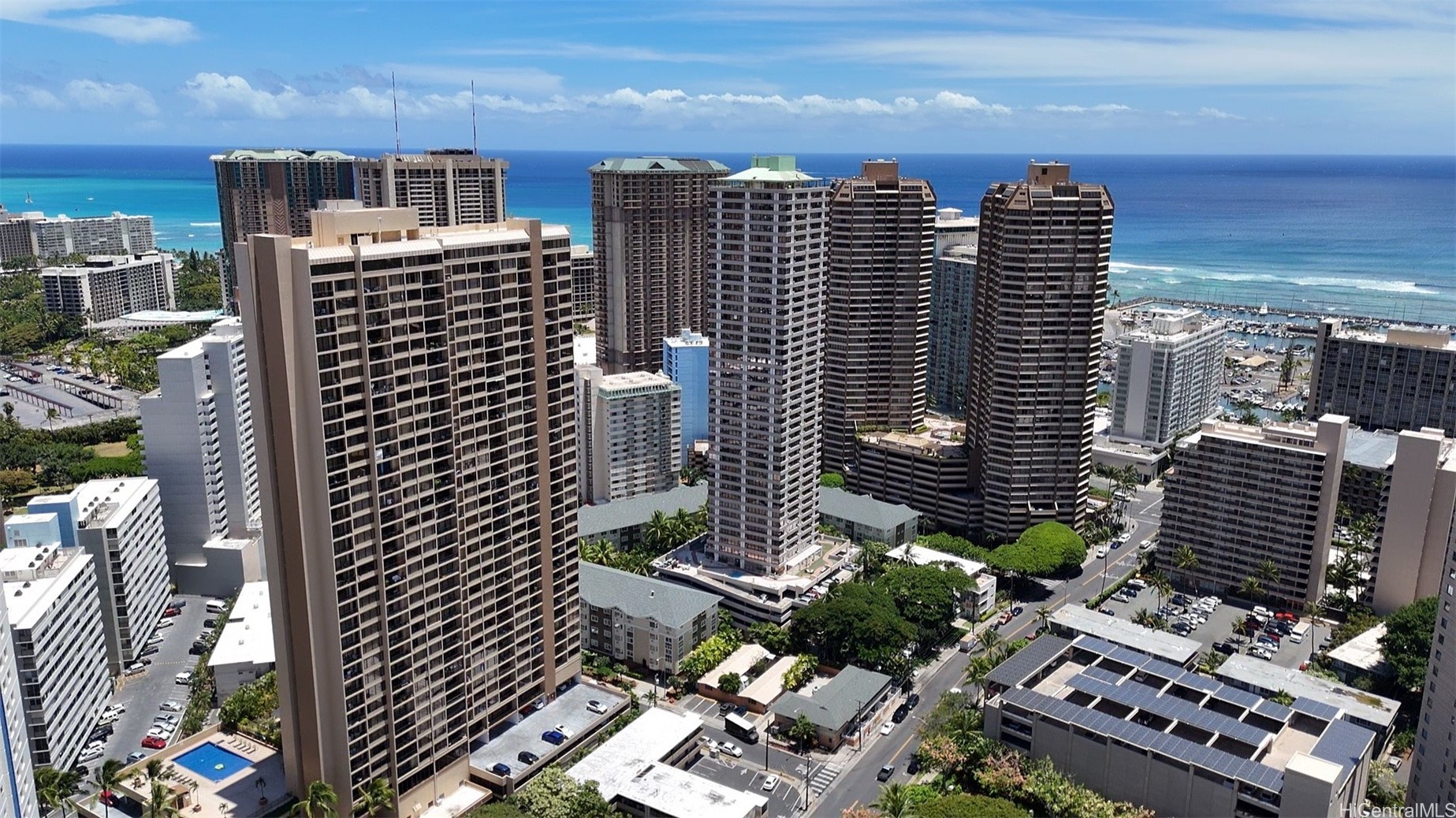 Chateau Waikiki Condominium