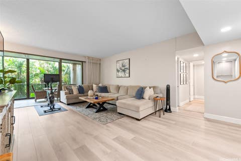 Photo of 4999 Kahala Avenue #202, Honolulu, HI 96816 (MLS # 202615328)
