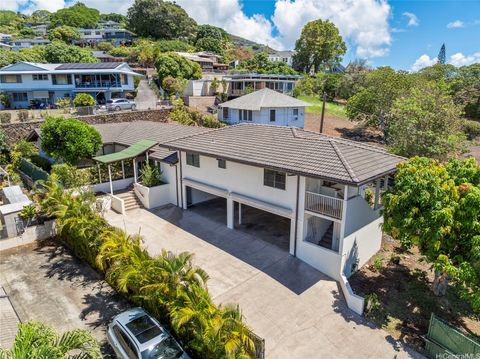 1214 Nehoa Street A Honolulu HI 96822