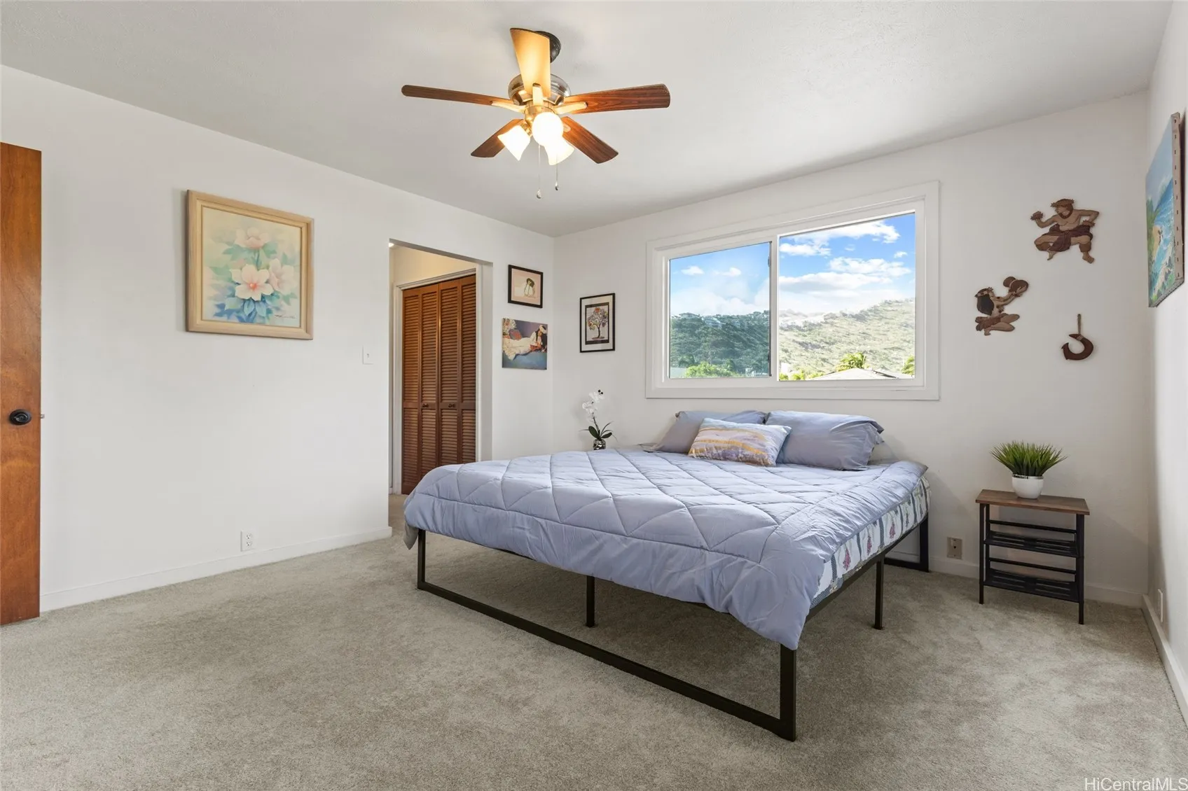 Honolulu, Hawaii 96821, United States, 3 Bedrooms Bedrooms, ,3 BathroomsBathrooms,Residential,Active,92739