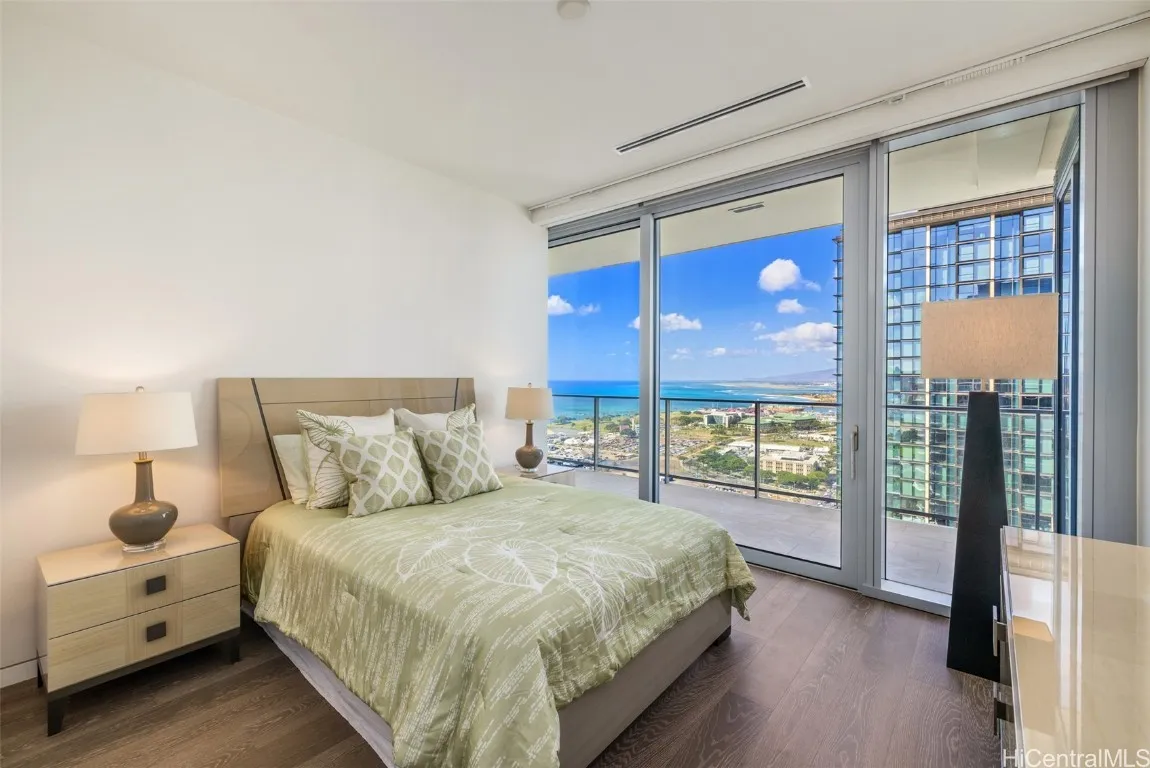 Honolulu, Hawaii 96814, United States, 3 Bedrooms Bedrooms, ,4 BathroomsBathrooms,Residential,Active,23050