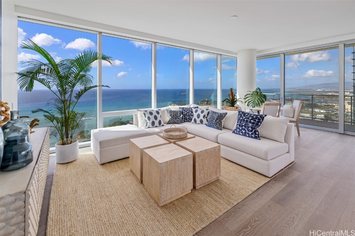 1118 Ala Moana Boulevard 3001