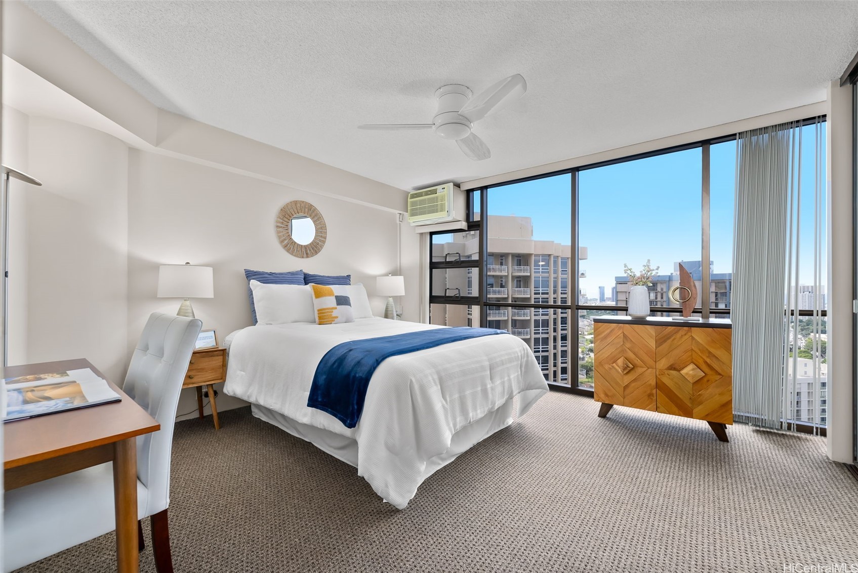 2101 Nuuanu Avenue 1-2002
