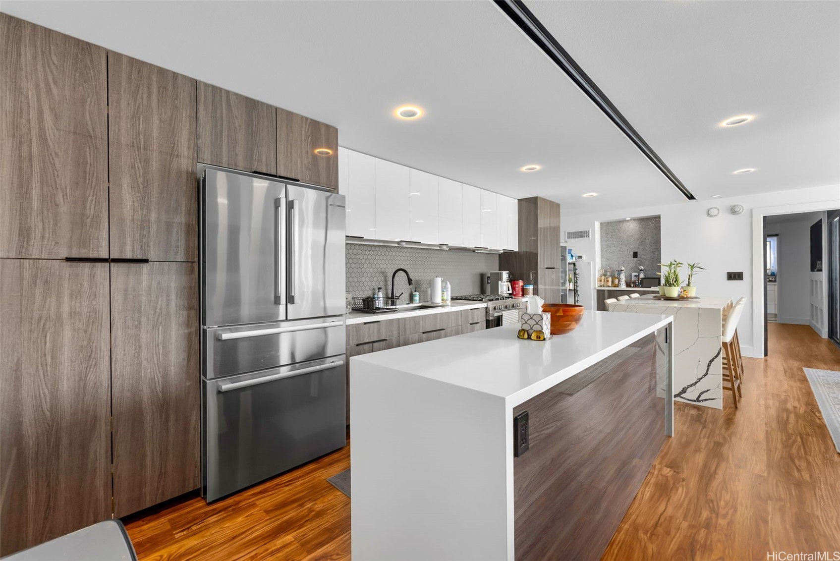 2215 Aloha Drive DH1101