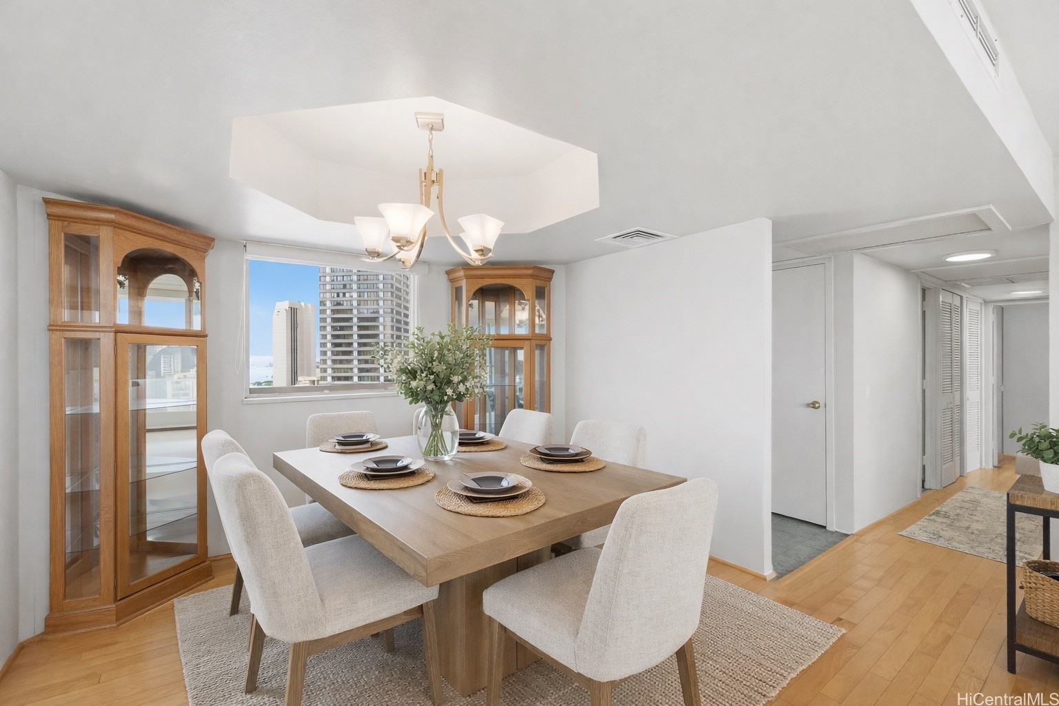 1860 Ala Moana Boulevard PH2201