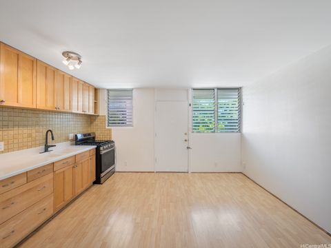 Photo of 1036 Green Street #304, Honolulu, HI 96822 (MLS # 202601171)
