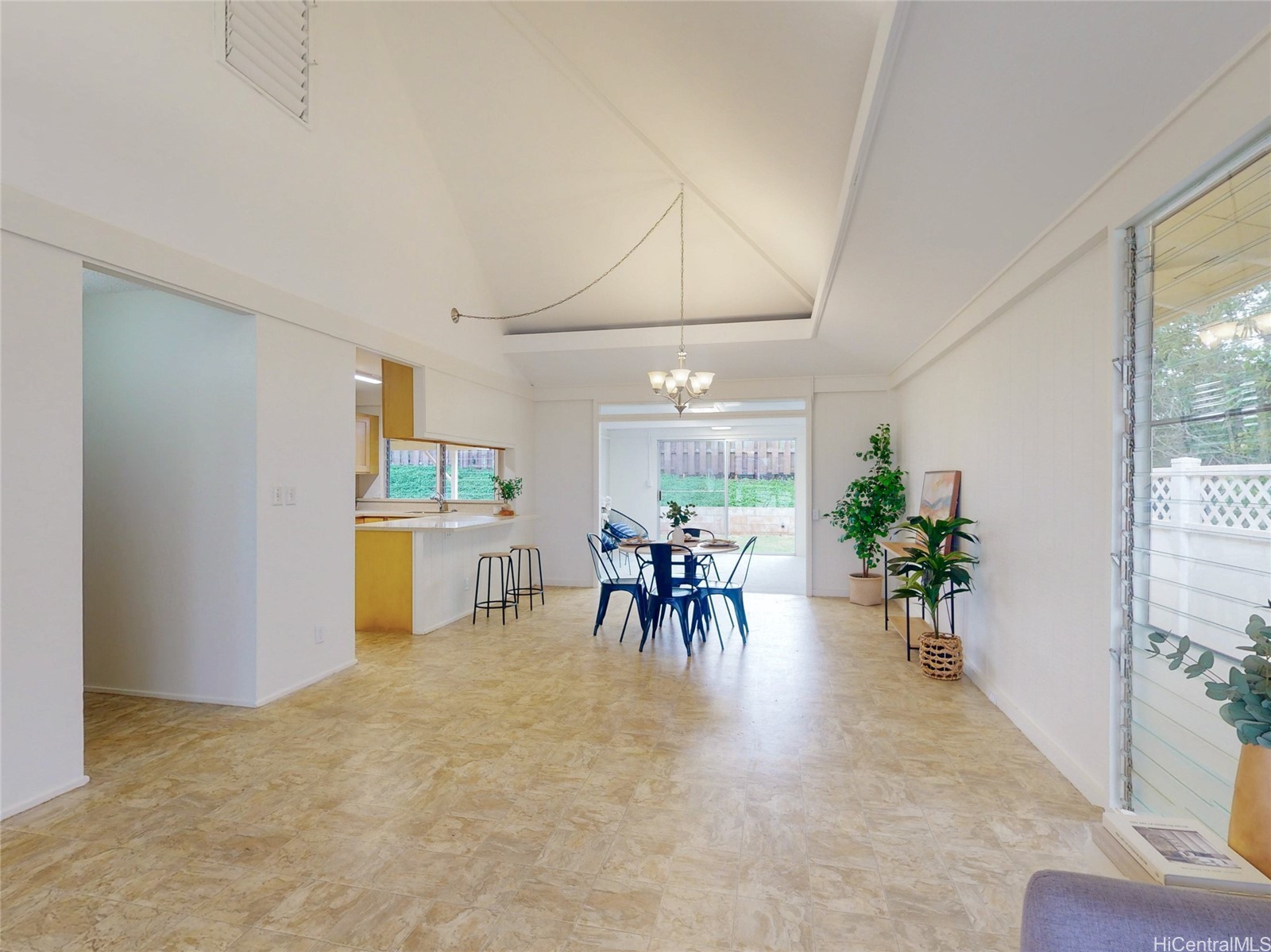 95-576 Naholoholo Street