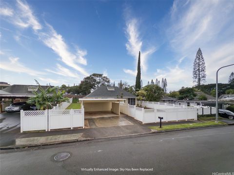 Photo of 95-576 Naholoholo Street, Mililani, HI 96789 (MLS # 202604149)