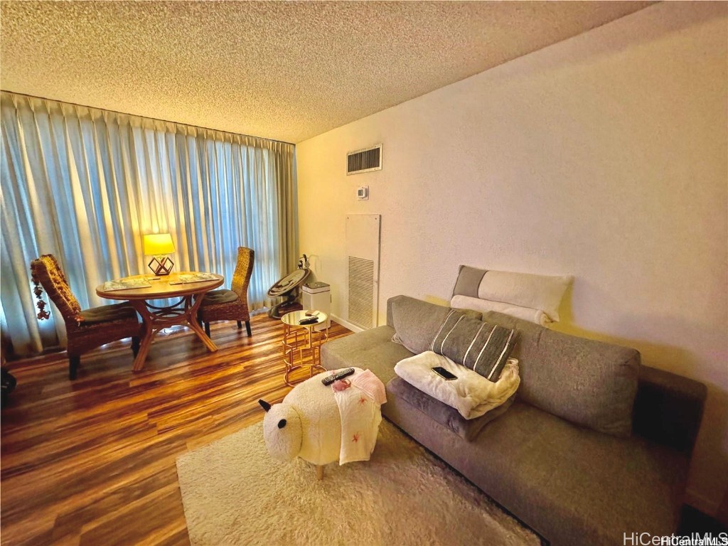 Liliuokalani Gardens Residential Lease