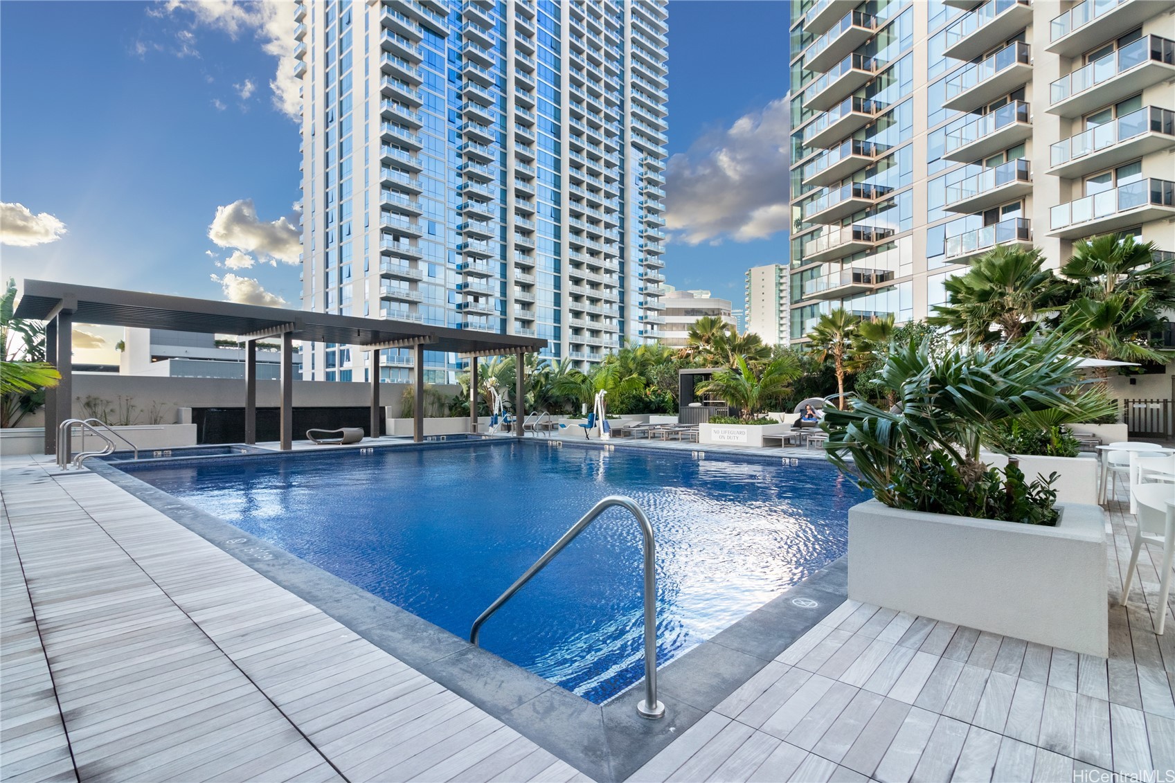 1388 Kapiolani Boulevard 2811
