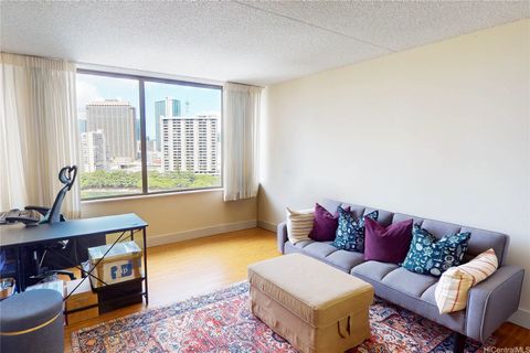 Photo of 411 Hobron Lane #1512, Honolulu, HI 96815 (MLS # 202526350)