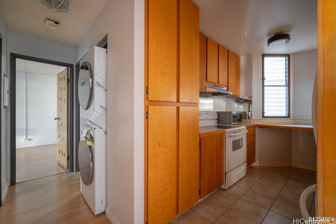 1441 Piikoi Street 405