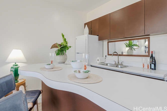 201 Ohua Avenue 3101 T2 (NUC)