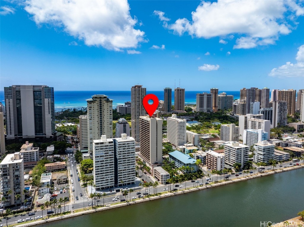 Royal Garden At Waikiki Condominium