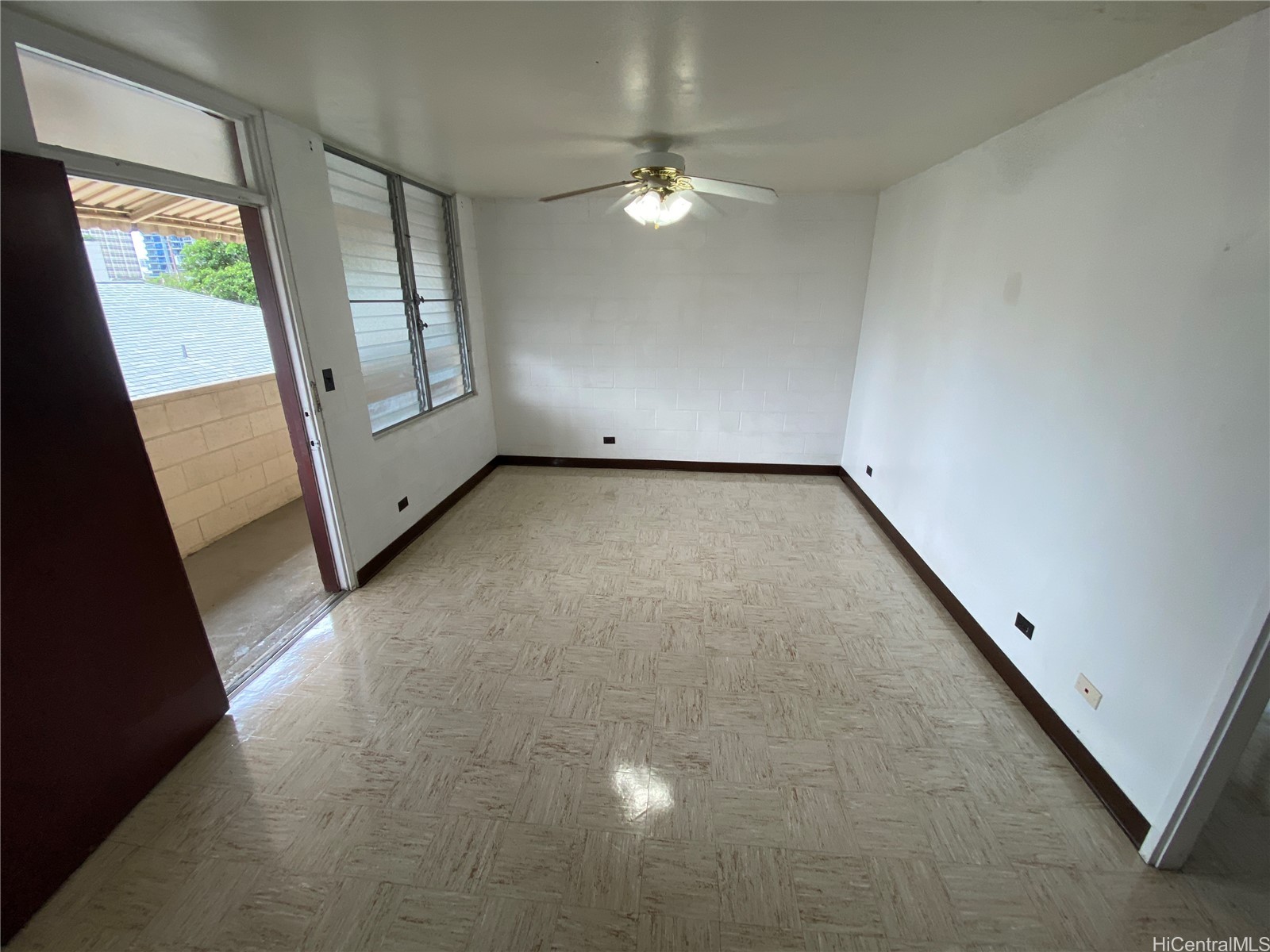 1217 Kamaile Street 303