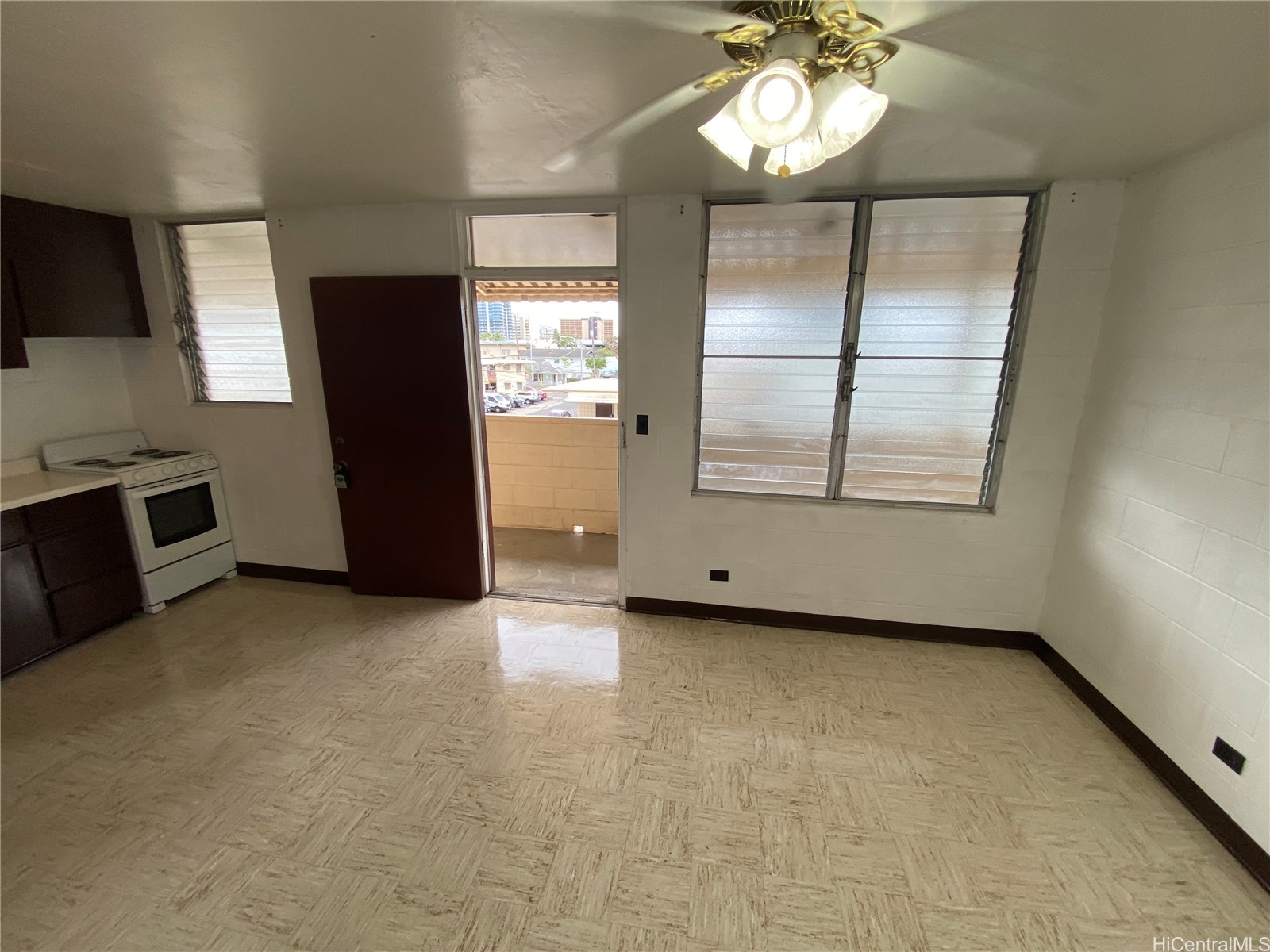 1217 Kamaile Street 303