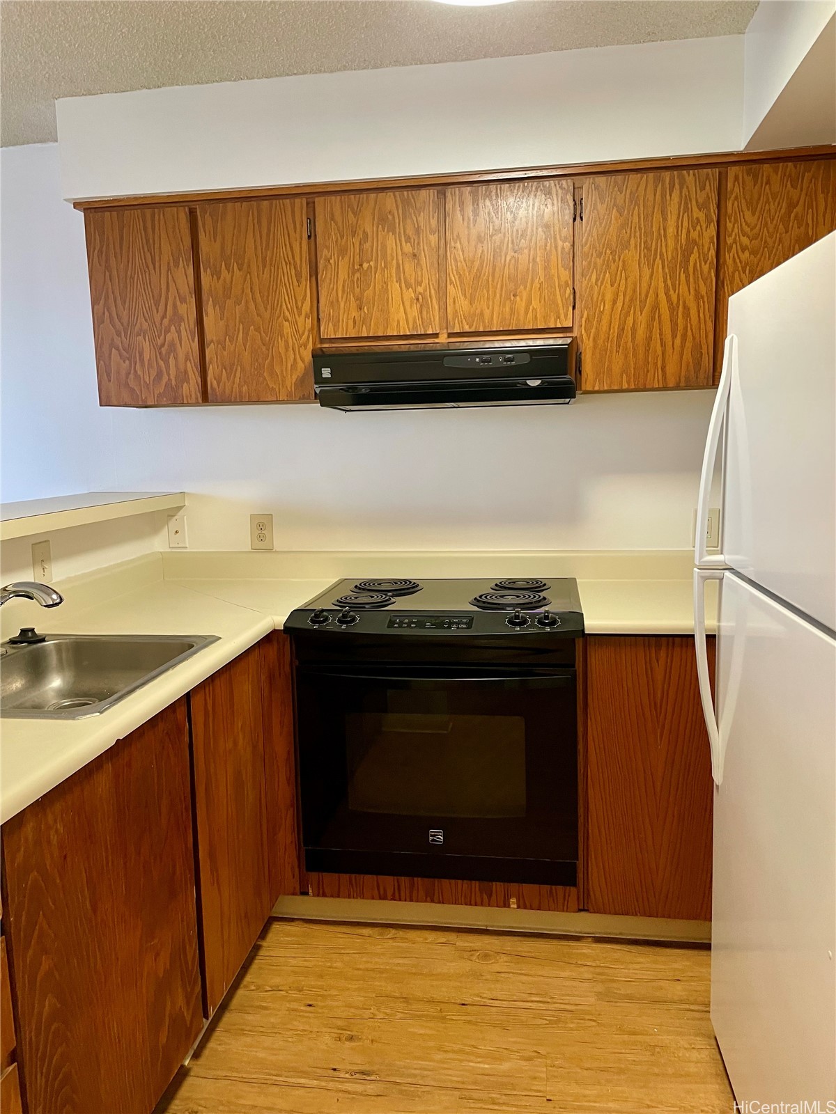930 Kaheka Street 1703