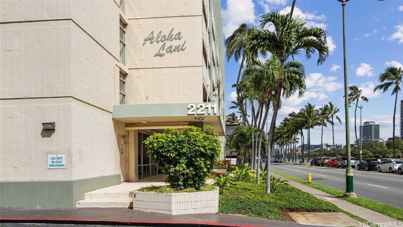 Aloha Lani Condominium