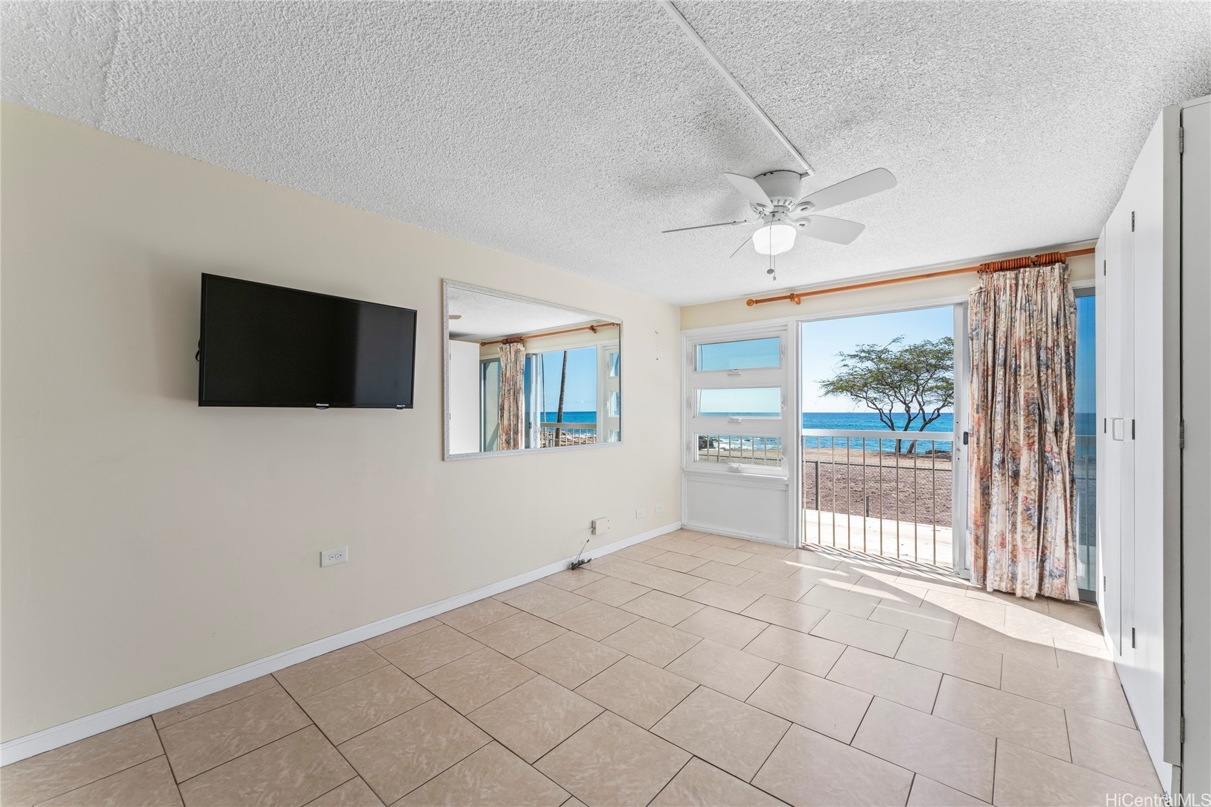 85-175 Farrington Highway A204