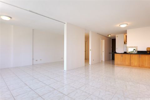 435 Seaside Avenue 404 Honolulu HI 96815