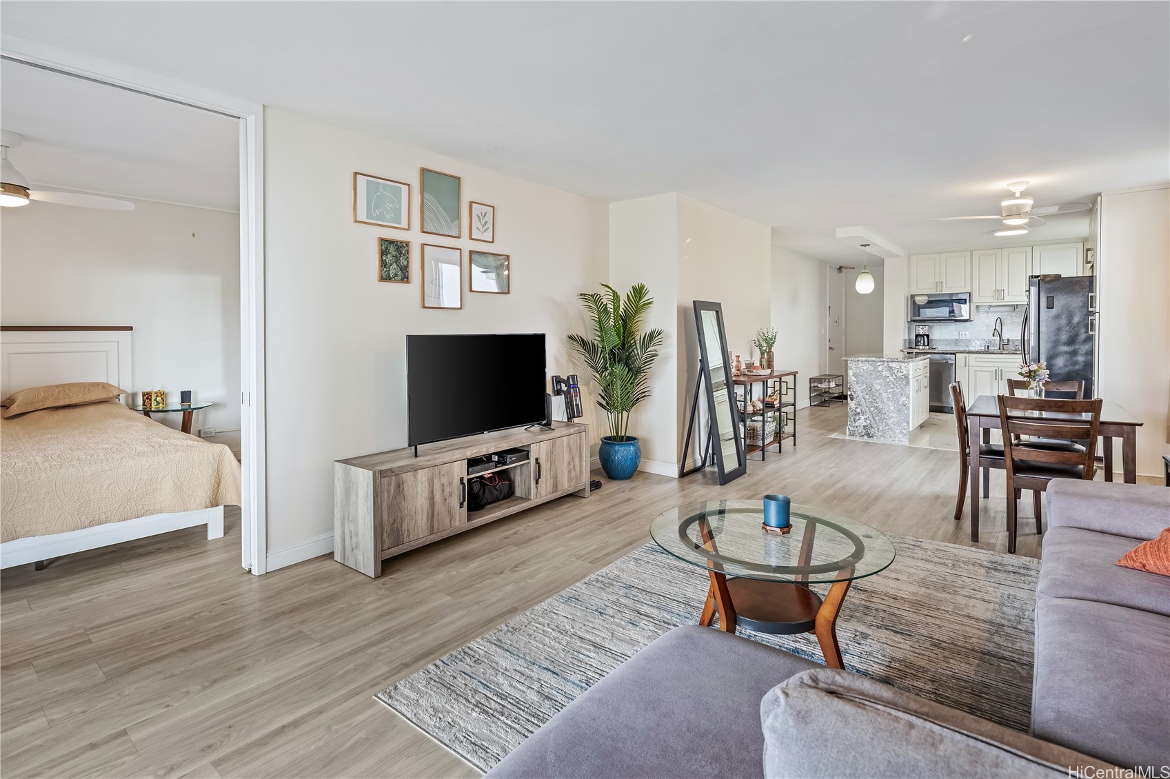 1717 Ala Wai Boulevard PH ii7