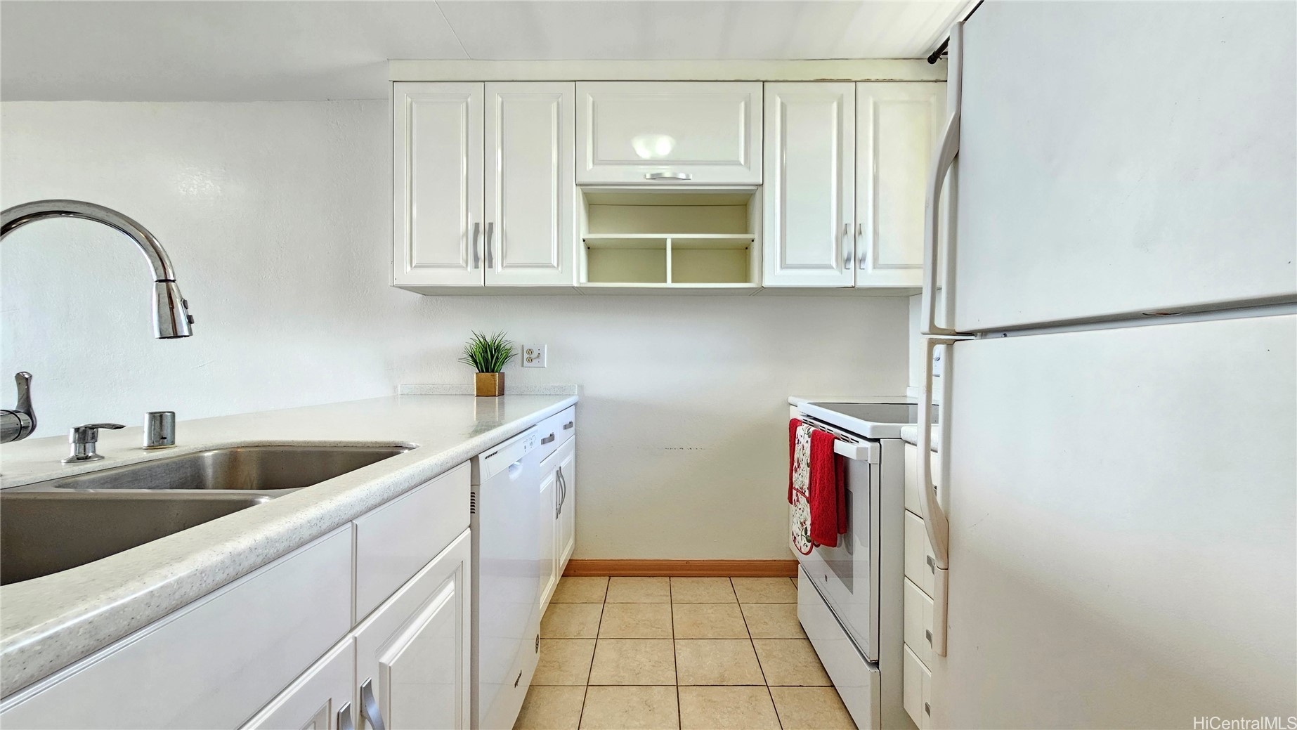98-99 Uao Place 2509