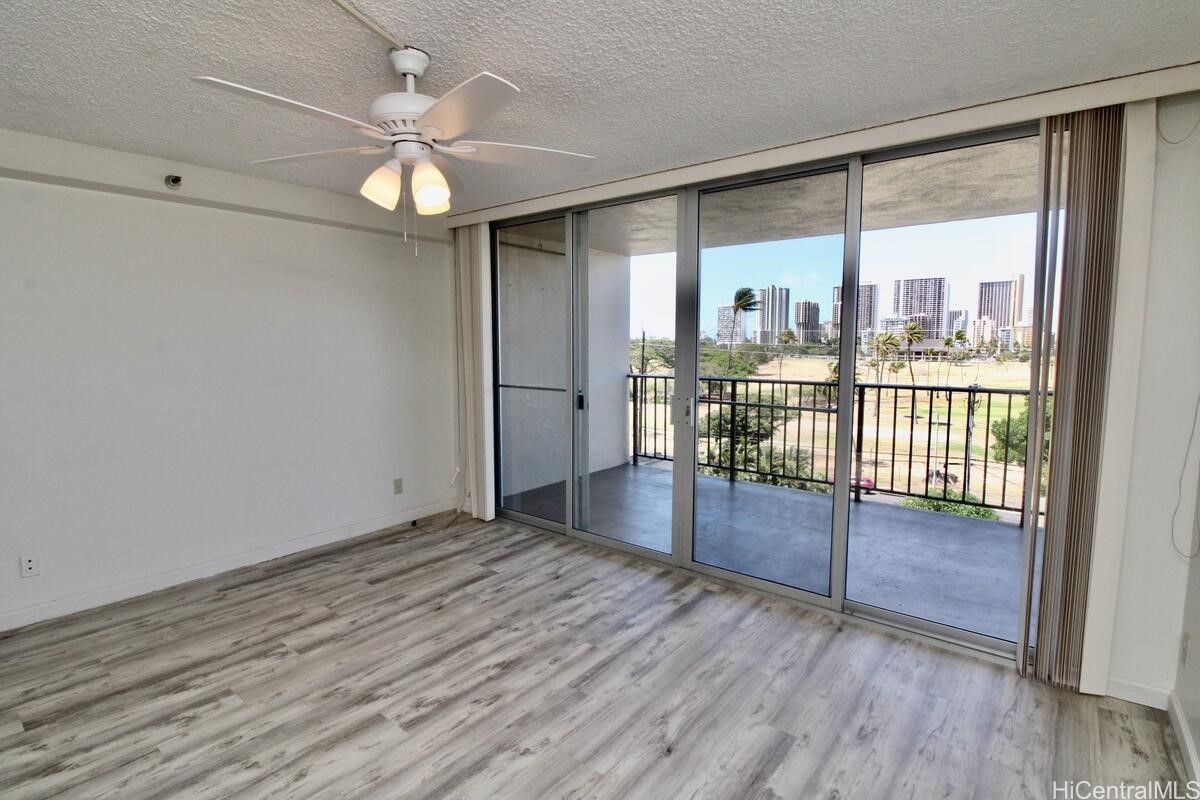 2916 Date Street E-5