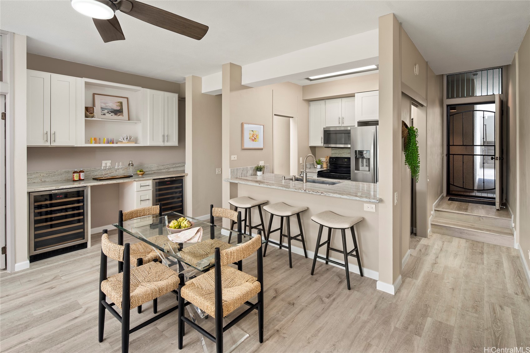 1020 Aoloa Place 307B