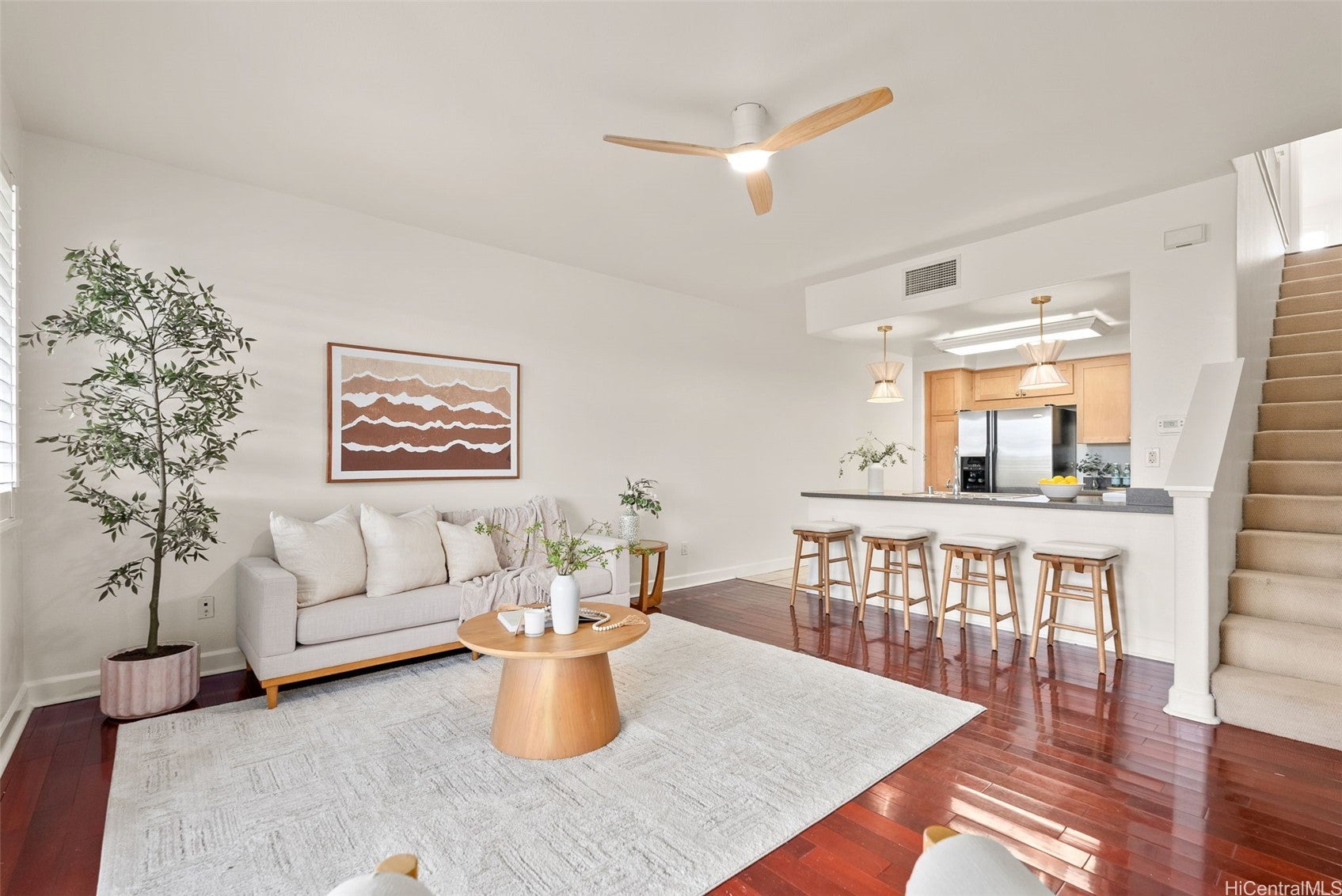 92-1498 Aliinui Drive 102