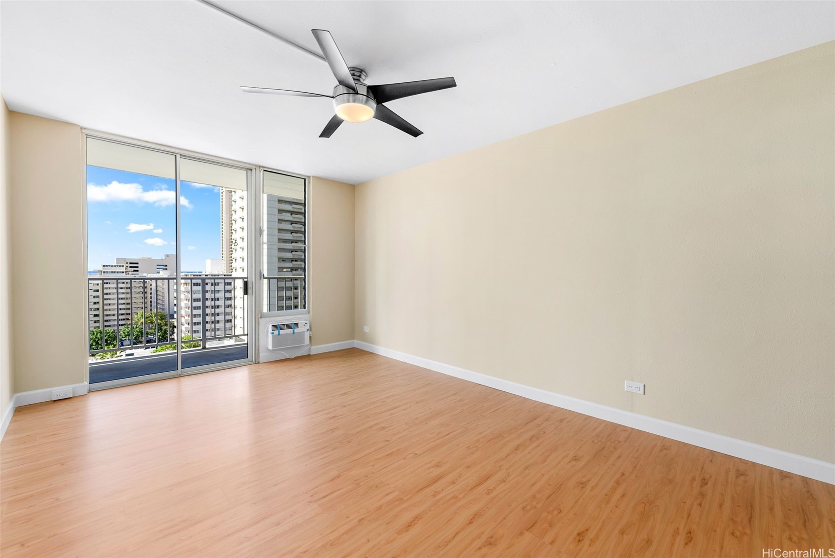 2452 Tusitala Street 1404