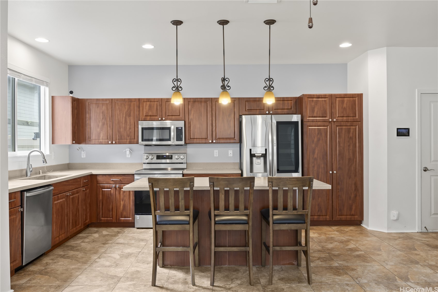 91-1001 Keaunui Drive 318