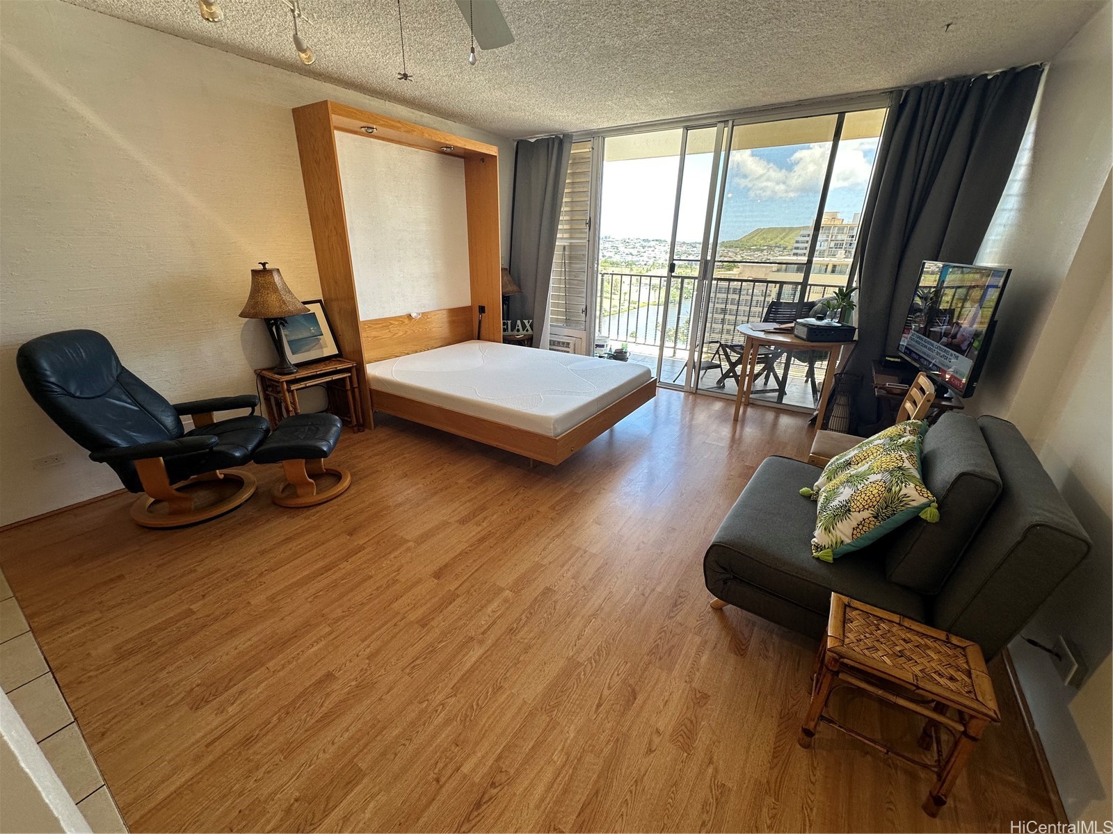 2345 Ala Wai Boulevard 1907