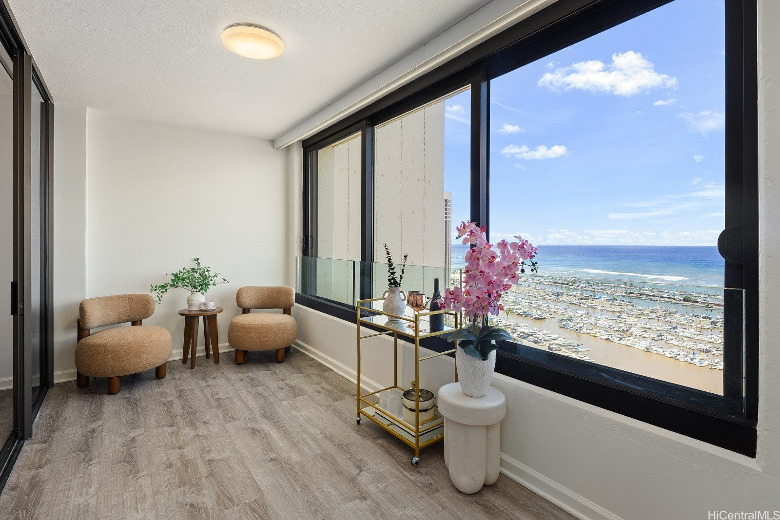 1600 Ala Moana Boulevard 2808