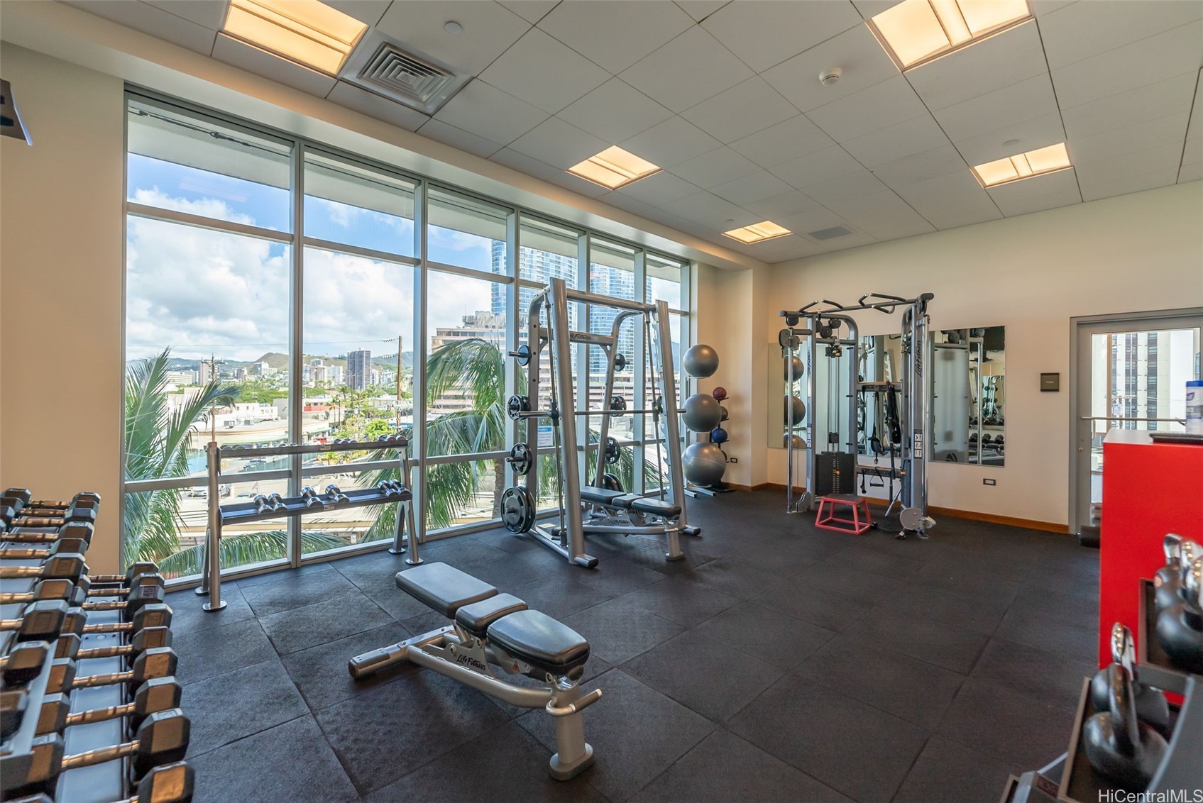 Waihonua Condominium